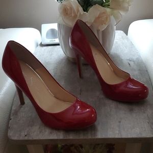 [Item 138] Women patent leather size 8 Jessica Simpson red heels